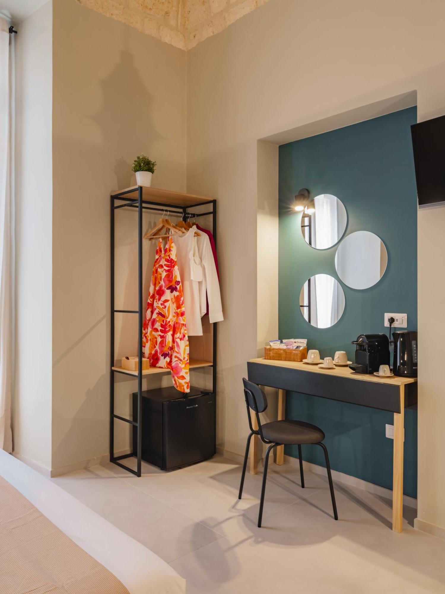 Almica24 Hotell Bari Eksteriør bilde