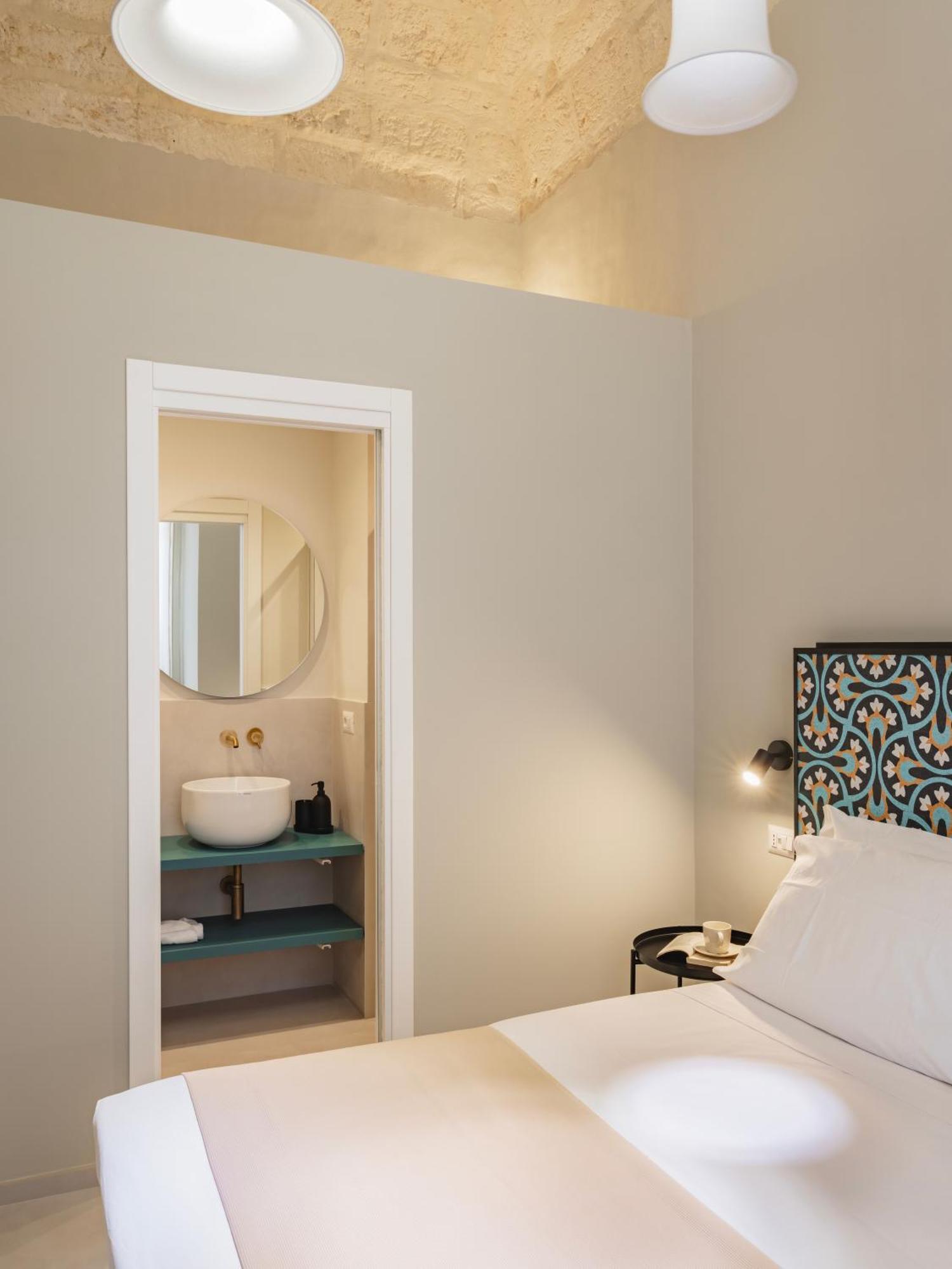 Almica24 Hotell Bari Eksteriør bilde
