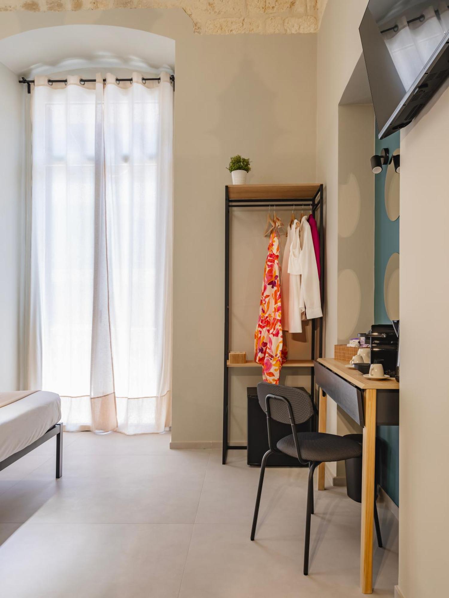 Almica24 Hotell Bari Eksteriør bilde