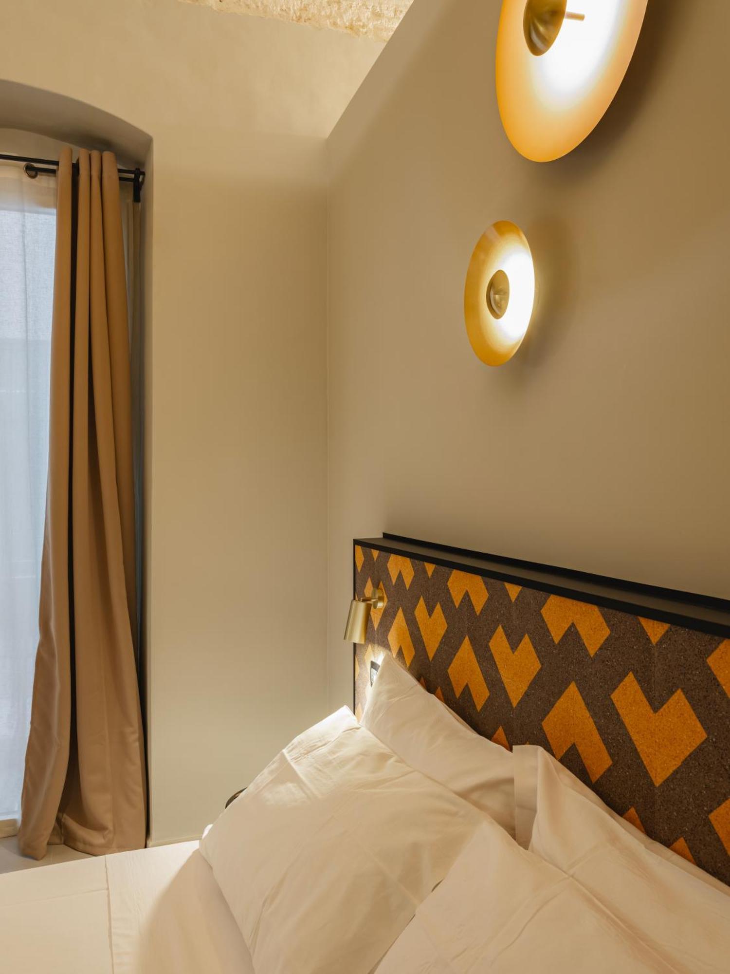 Almica24 Hotell Bari Eksteriør bilde