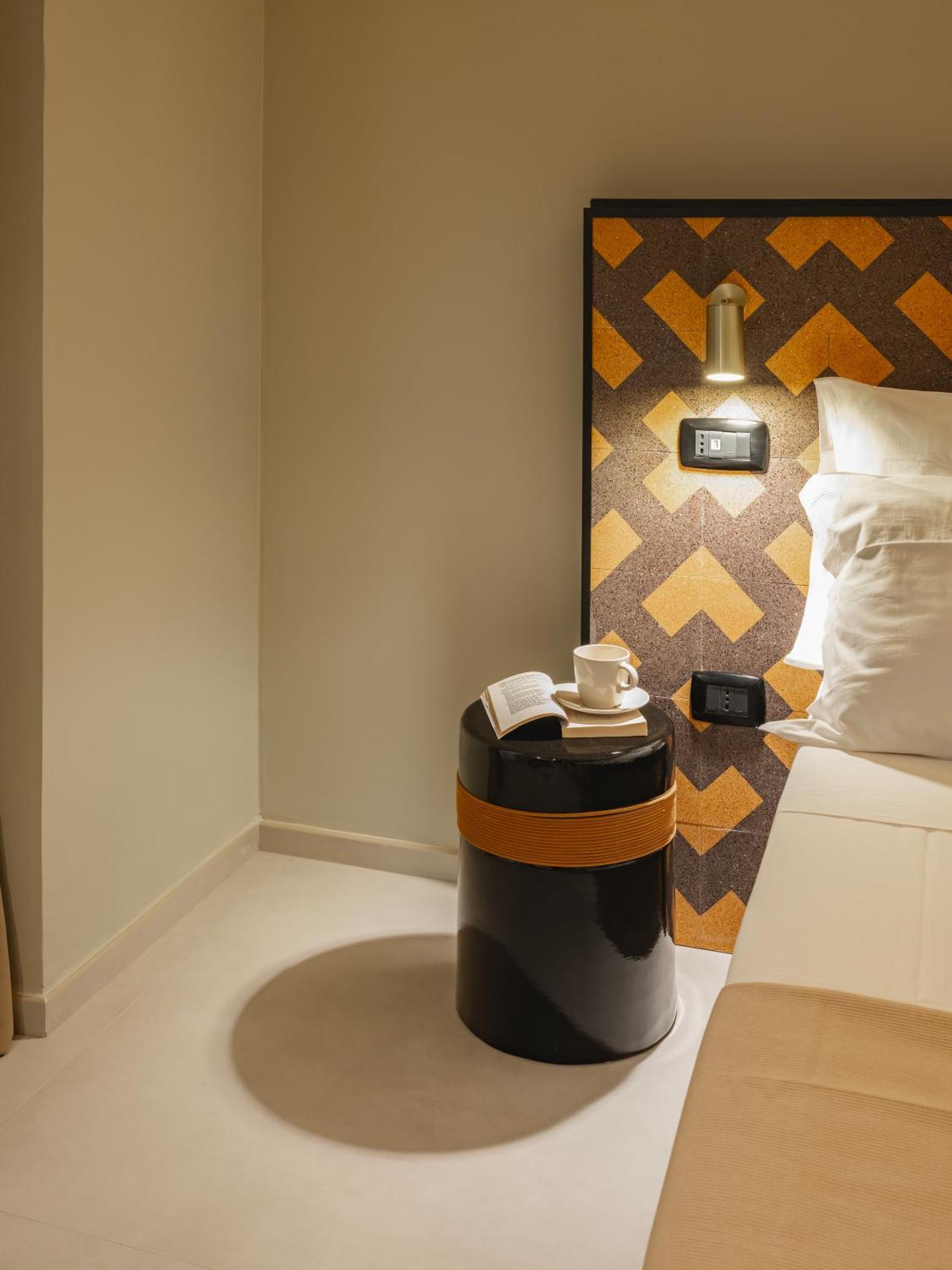 Almica24 Hotell Bari Eksteriør bilde